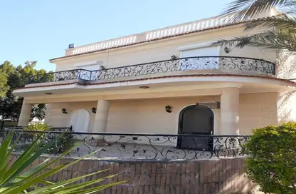 فيلا - 5 غرف نوم - 4 حمامات للبيع في الريف الاووبي - طريق مصر اسكندرية الصحراوي - مدينة 6 أكتوبر - الجيزة