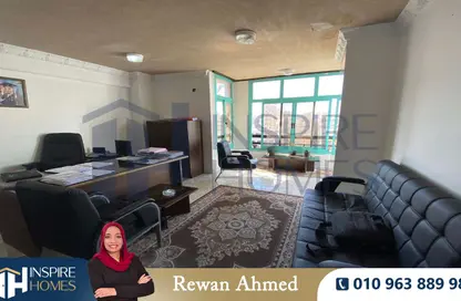 Office Space - Studio - 1 Bathroom for sale in El Mansheya - Hay El Gomrok - Alexandria