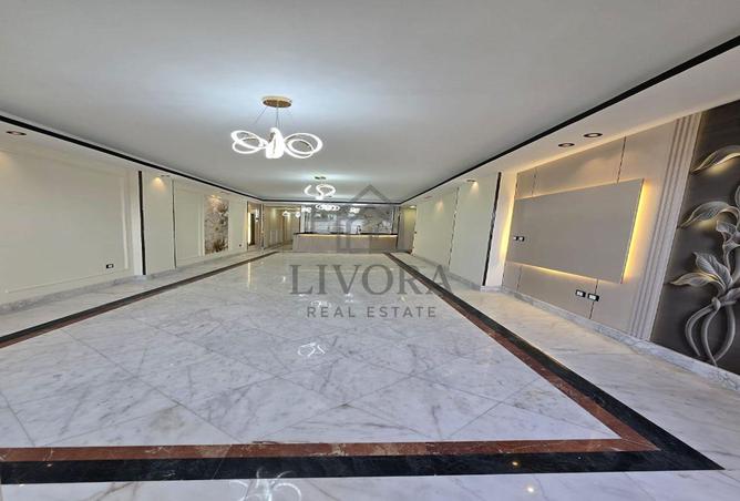 8230185 - Property Image 3