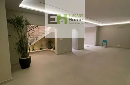 Penthouse - 4 Bedrooms - 4 Bathrooms for sale in Eastown - 5th Settlement Compounds - The 5th Settlement - New Cairo City - Cairo Penthouse - 4 Bedrooms - 4 Bathrooms for sale in Eastown - 5th Settlement Compounds - The 5th Settlement - New Cairo City - Cairo