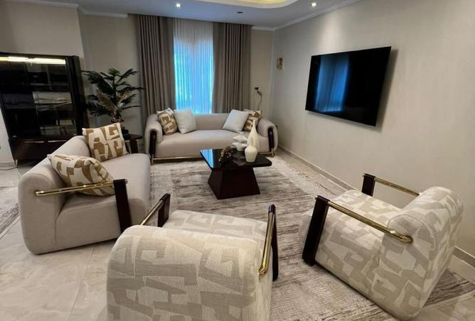 8020878 - Property Image 2