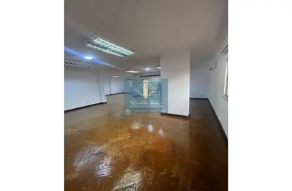 Office Space - Studio - 3 Bathrooms for rent in Degla Square - Degla - Hay El Maadi - Cairo