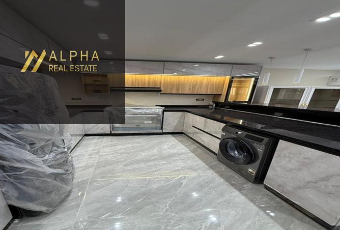 8383849 - Property Image 2