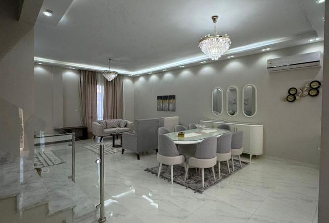 8328235 - Property Main Image