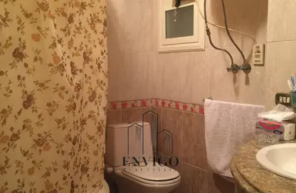 Apartment - 4 Bedrooms - 2 Bathrooms for sale in Ibn Al Nafis St. - 6th Zone - Nasr City - Cairo