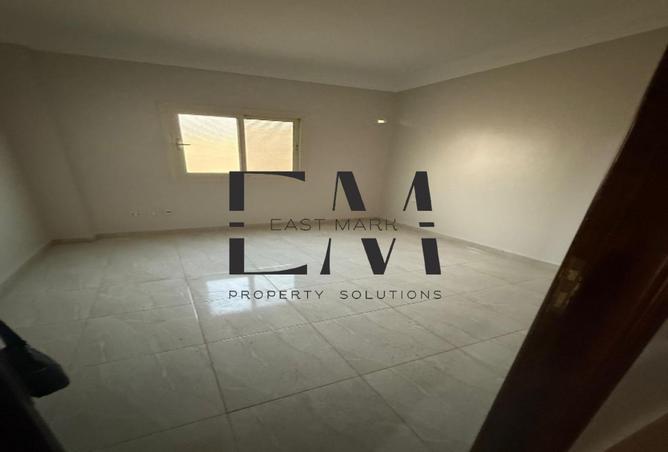 8233544 - Property Image 2