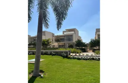 Villa - 5 Bedrooms - 4 Bathrooms for sale in Moon Residences - Fifth Square - The 5th Settlement - New Cairo City - Cairo