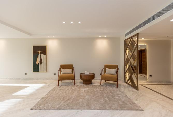 8120264 - Property Image 2