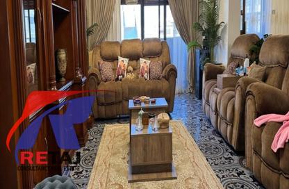 شقة - 3 غرف نوم - 2 حمامات للبيع في شارع المشير احمد اسماعيل - شيراتون المطار - النزهة - القاهرة