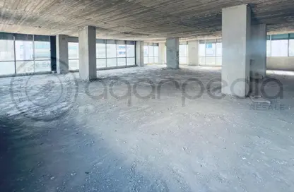 محل تجاري - استوديو - 1 حمام للايجار في مركز أعمال كيرنيل - شارع التسعين الشمالي - التجمع الخامس - مدينة القاهرة الجديدة - القاهرة