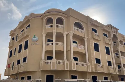 Apartment - 3 Bedrooms - 3 Bathrooms for sale in Bait Alwatan - The 5th Settlement - New Cairo City - Cairo