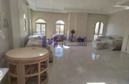 شقة - 3 غرف نوم - 3 حمامات للبيع في محور العروبة - المنطقة أ - حى جنوب الاكايمية - مدينة القاهرة الجديدة - القاهرة