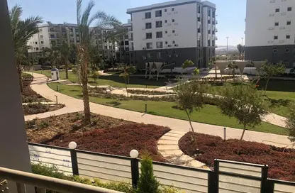 Apartment - 2 Bedrooms - 2 Bathrooms for sale in Hyde Park - 5th Settlement Compounds - The 5th Settlement - New Cairo City - Cairo