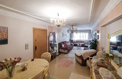 Apartment - 3 Bedrooms - 2 Bathrooms for sale in Saraya - Sidi Beshr - Hay Awal El Montazah - Alexandria