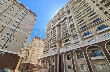 Apartment - 3 Bedrooms - 3 Bathrooms for sale in Sawary - Alexandria Compounds - Alexandria