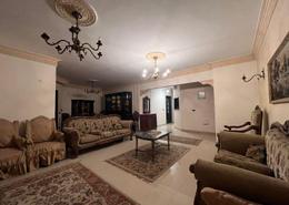 شقة - 3 غرف نوم - 2 حمامات for للبيع in شارع 5 - الحي الرابع - مدينة 6 أكتوبر - الجيزة