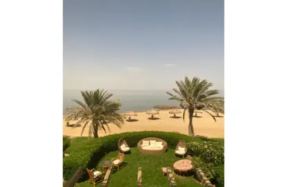 فيلا - 3 غرف نوم - 2 حمامات للبيع في اريج - العين السخنة - السويس