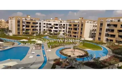 (بنتهاوس  (روف - 3 غرف نوم - 4 حمامات للبيع في جراندا لايف - كمبوندات الشروق - مدينة الشروق - القاهرة