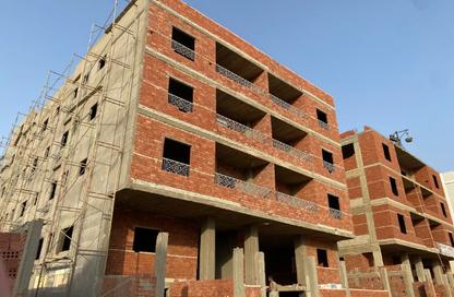 Apartment - 3 Bedrooms - 2 Bathrooms for sale in Bait Alwatan - The 5th Settlement - New Cairo City - Cairo