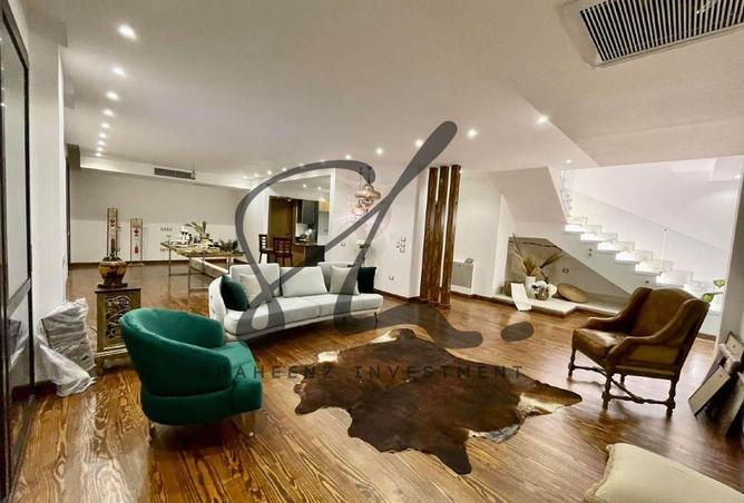 8302500 - Property Image 2