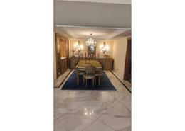شقة - 4 غرف نوم - 3 حمامات for للبيع in شارع نادي الصيد - الدقي - الجيزة