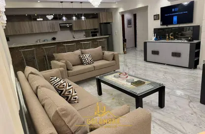Apartment - 3 Bedrooms - 3 Bathrooms for rent in Hyde Park - New Cairo City - Cairo