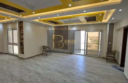 Apartment - 3 Bedrooms - 3 Bathrooms for rent in Hyde Park - New Cairo City - Cairo