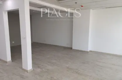 مساحات مكتبية - استوديو - 2 حمامات للايجار في فى90 - شارع التسعين الشمالي - التجمع الخامس - مدينة القاهرة الجديدة - القاهرة