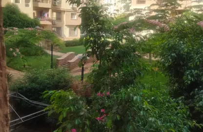Apartment - 2 Bedrooms - 2 Bathrooms for sale in Madinaty - Cairo