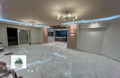 Apartment - 3 Bedrooms - 3 Bathrooms for rent in Zahraa Al Maadi St. - Degla - Hay El Maadi - Cairo