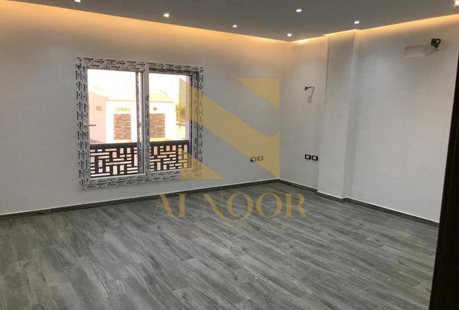 7989365 - Property Main Image