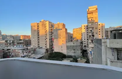 Apartment - 2 Bedrooms - 2 Bathrooms for sale in Al Soyoof St. - Seyouf - Hay Awal El Montazah - Alexandria