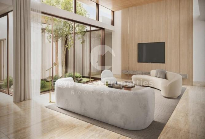 8037884 - Property Image 2