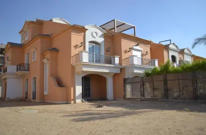 Townhouse - 4 Bedrooms - 5 Bathrooms for sale in Layan Residence - 5th Settlement Compounds - The 5th Settlement - New Cairo City - Cairo