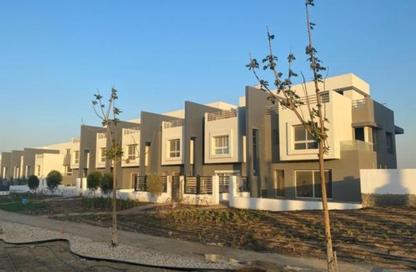 Townhouse - 4 Bedrooms - 5 Bathrooms for sale in Hyde Park - 5th Settlement Compounds - The 5th Settlement - New Cairo City - Cairo