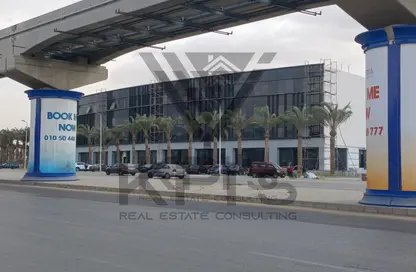 Office Space - Studio - 1 Bathroom for sale in Lake View Residence - 5th Settlement Compounds - The 5th Settlement - New Cairo City - Cairo