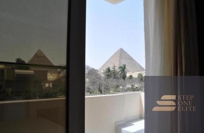Penthouse - 4 Bedrooms - 4 Bathrooms for sale in Sun Capital - Fayoum Desert road - 6 October City - Giza