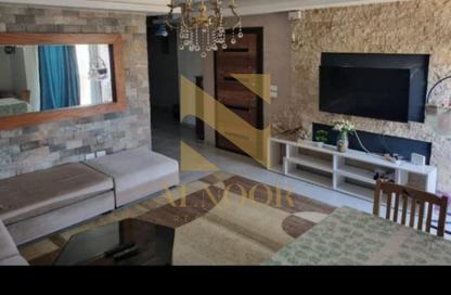 Apartment - 2 Bedrooms - 1 Bathroom for rent in Central St. - 1st District - 6 October City - Giza