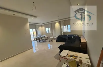 Apartment - 3 Bedrooms - 2 Bathrooms for sale in 3rd District East - Shorouk City - Cairo