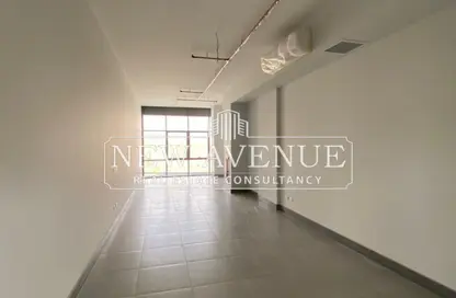 Office Space - Studio - 1 Bathroom for rent in The Waterway View - 90 Street - The 5th Settlement - New Cairo City - Cairo