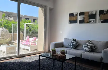 Apartment - Studio - 1 Bathroom for rent in Palm Hills Village Gate - South Investors Area - New Cairo City - Cairo