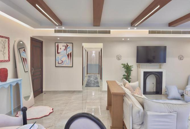 8238233 - Property Image 3