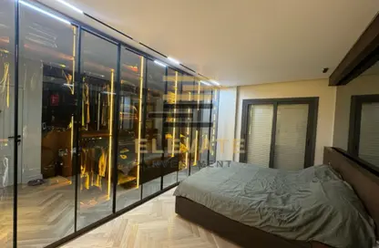 Apartment - 2 Bedrooms - 2 Bathrooms for sale in Lake View Residence - 5th Settlement Compounds - The 5th Settlement - New Cairo City - Cairo