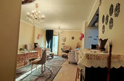 شقة - 3 غرف نوم - 2 حمامات للبيع في شارع المنشية - كفر طهرمس - فيصل - حي الهرم - الجيزة