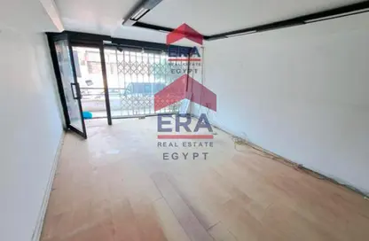 Shop - Studio - 2 Bathrooms for rent in Sarayat Al Maadi - Hay El Maadi - Cairo