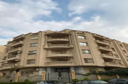 Roof - 3 Bedrooms - 2 Bathrooms for sale in El Narges Buildings - Al Narges - New Cairo City - Cairo