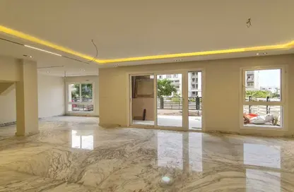 Villa - 3 Bedrooms - 3 Bathrooms for rent in Hyde Park - 5th Settlement Compounds - The 5th Settlement - New Cairo City - Cairo