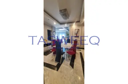 شقة - 3 غرف نوم - 3 حمامات للبيع في ذا كورت ياردز - كمبوندات الشيخ زايد - الشيخ زايد - الجيزة