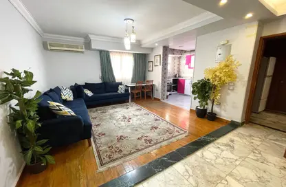 شقة - 3 غرف نوم - 3 حمامات للايجار في شارع لبنان - المهندسين - الجيزة