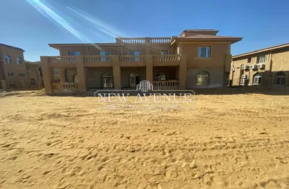 Villa - 4 Bedrooms - 7 Bathrooms for sale in Royal Maxim - 5th Settlement Compounds - The 5th Settlement - New Cairo City - Cairo
